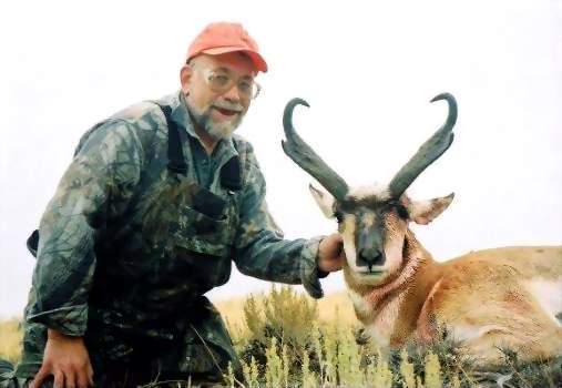 Wyoming Trophy Pronghorn Antelope Hunting, Guided Pronghorn Antelope Hunts. All Seasons Guide Service.