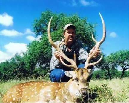 Texas Exotics Animal Hunts -All Season Guide Service